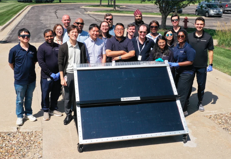 SunHydrogen Runs First Off-Grid, Full-Scale Solar Hydrogen Module