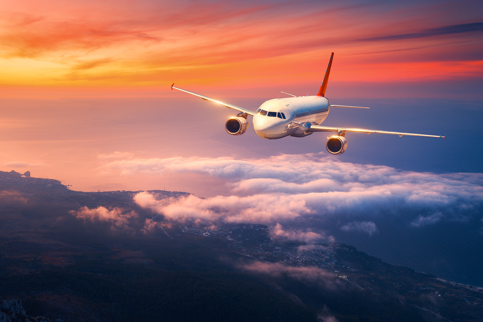 KLM, INERATEC, MB Energy and Hamburg Airport Operate Synthetic Kerosene Flight