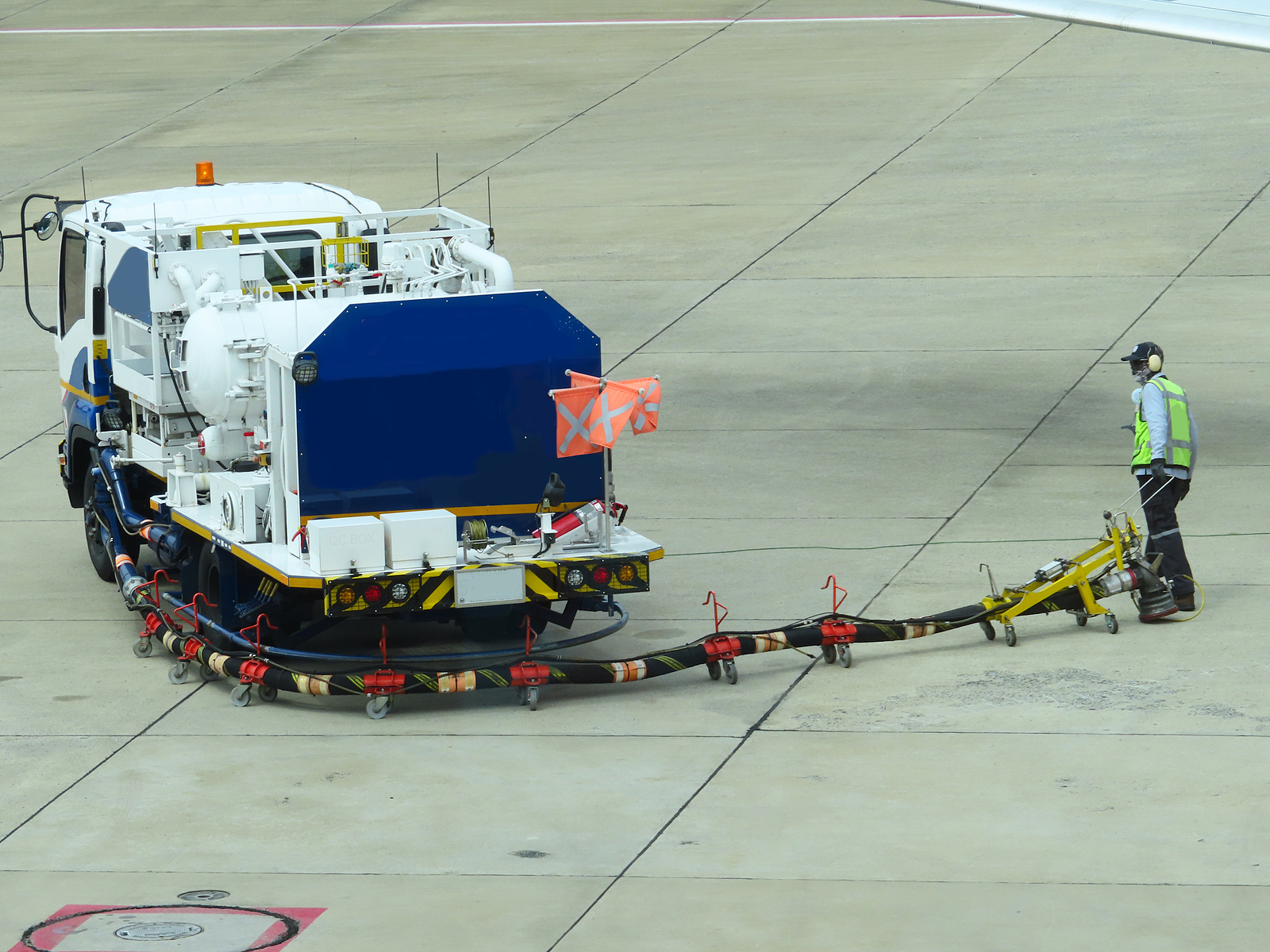 Leeds Bradford Airport to Host Study on e-SAF Production