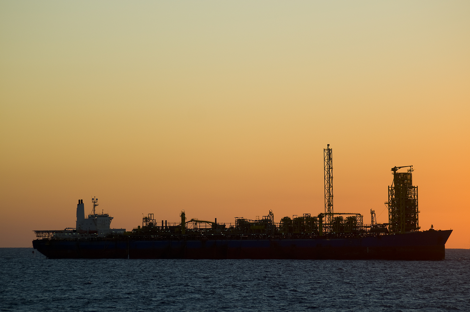 ABB and SwitcH2 Partner on Floating Green Ammonia Production Vessel