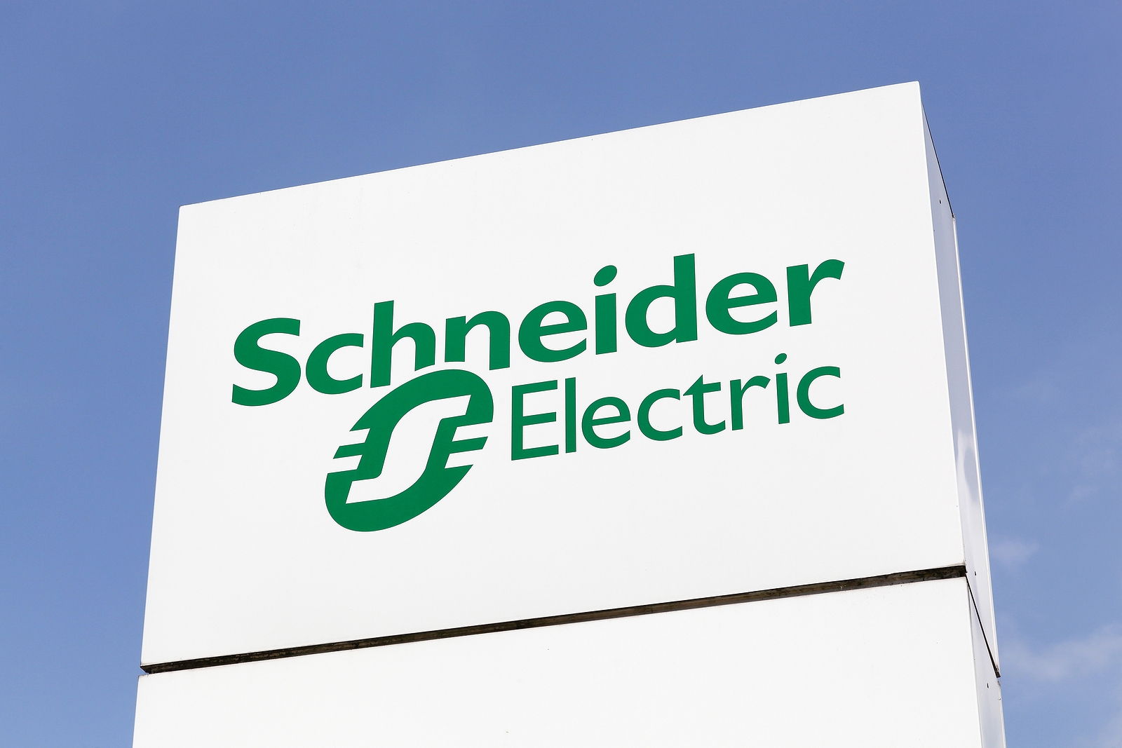 Schneider Electric Technology Powers World’s First Commercial-Scale e-Methanol Plant in Denmark