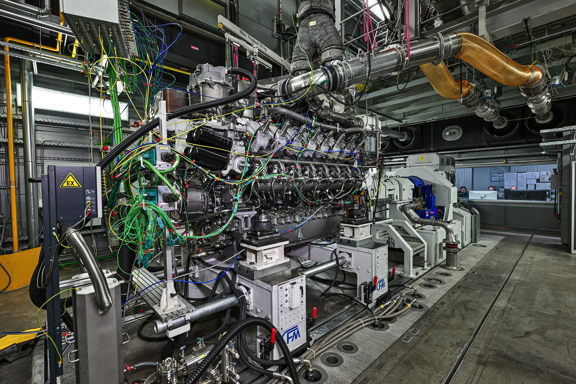 Rolls-Royce Tests First High-Speed Pure Methanol Marine Engine