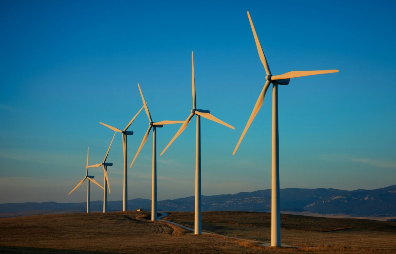 Moeve Approves FID for Andalusian Green Hydrogen Valley