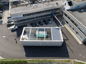 BMW chooses Lhyfe for hydrogen- powered car