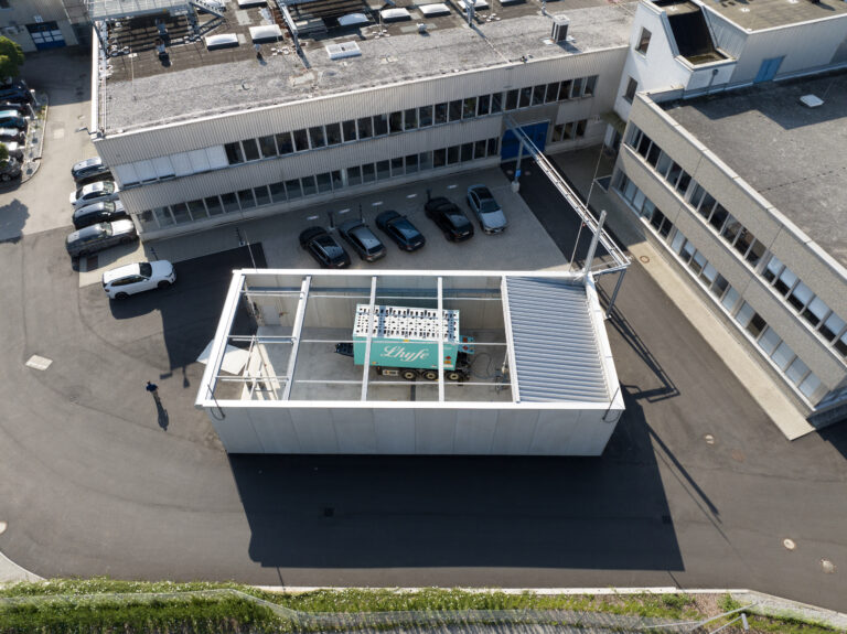 BMW chooses Lhyfe for hydrogen- powered car