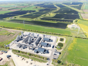 OMV, European Energy and Mitsui & Co Sign Multi-Year e-Methanol Offtake Agreement