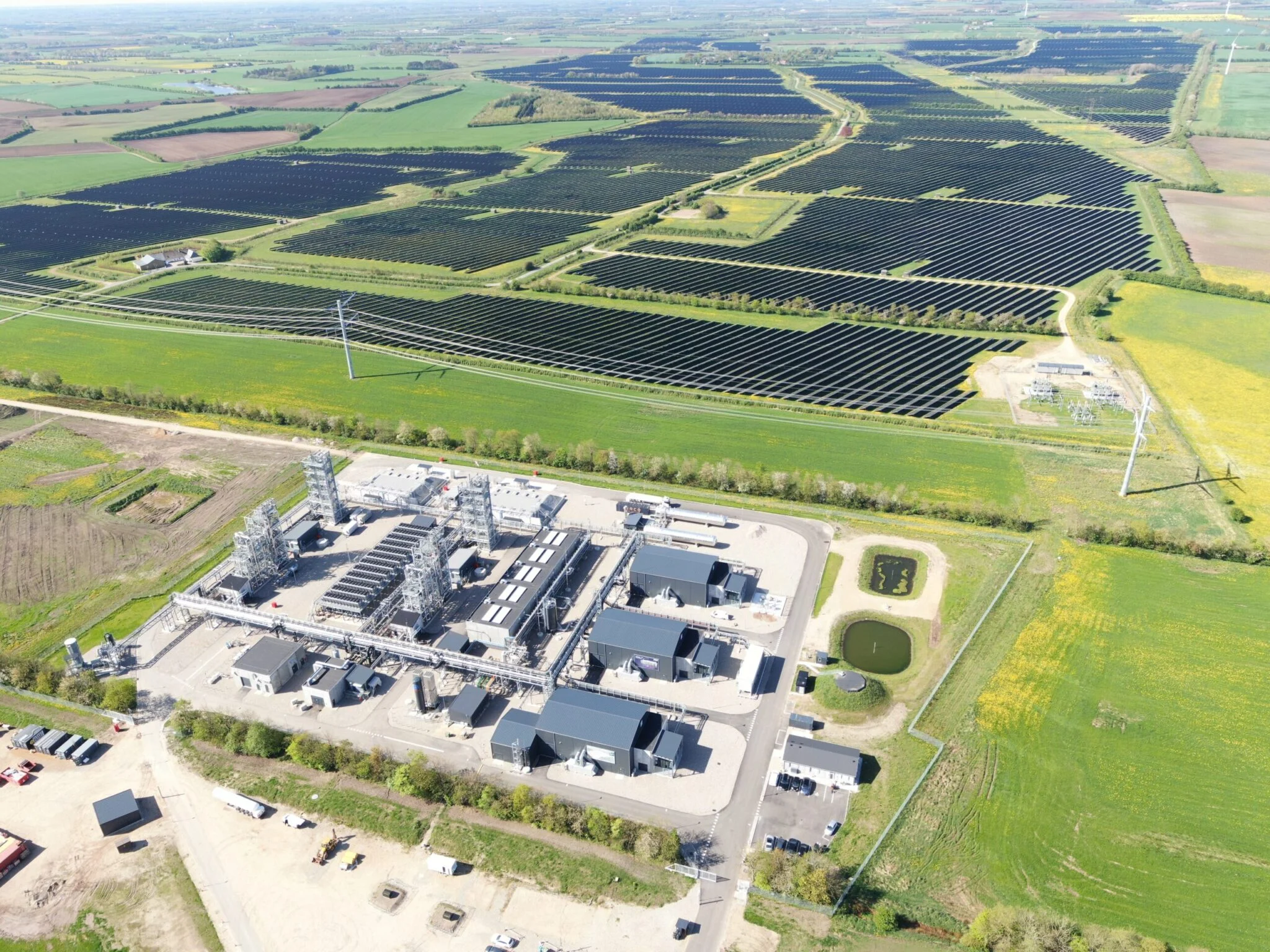 OMV, European Energy and Mitsui & Co Sign Multi-Year e-Methanol Offtake Agreement