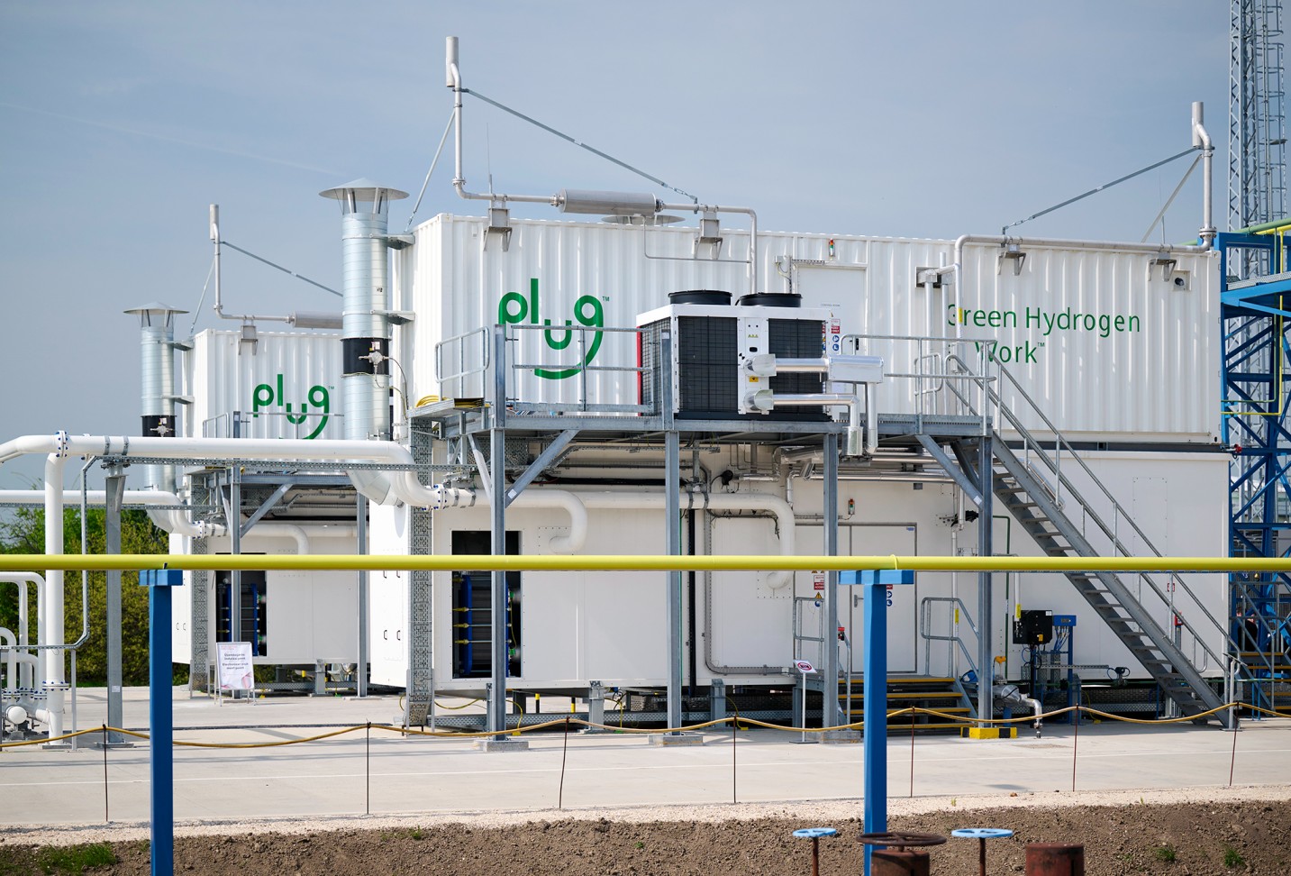 Plug Power and Arcadia eFuels Partner on Electrolysers for e-SAF Projects